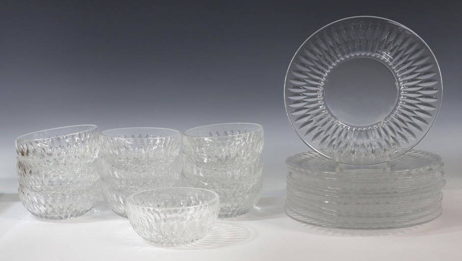 (21) Hawkes 'eardley' Crystal Plates & Bowls