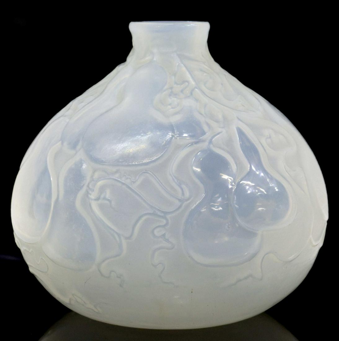 FRENCH RENE LALIQUE COURGES OPALESCENT GLASS VASE (1 of 4)