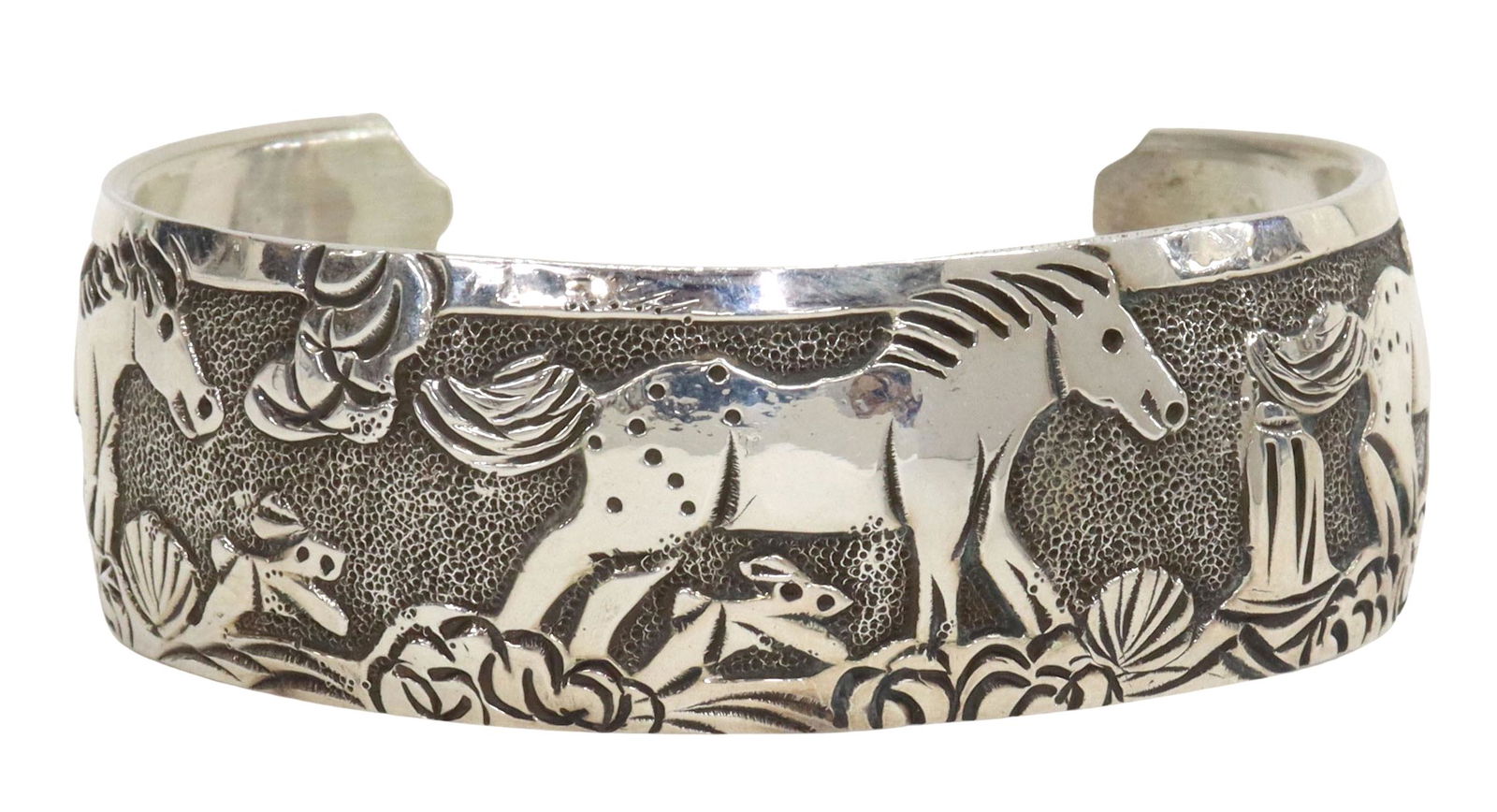 LLOYD BECENTI SILVER OVERLAY HORSE CUFF BRACELET (1 of 5)