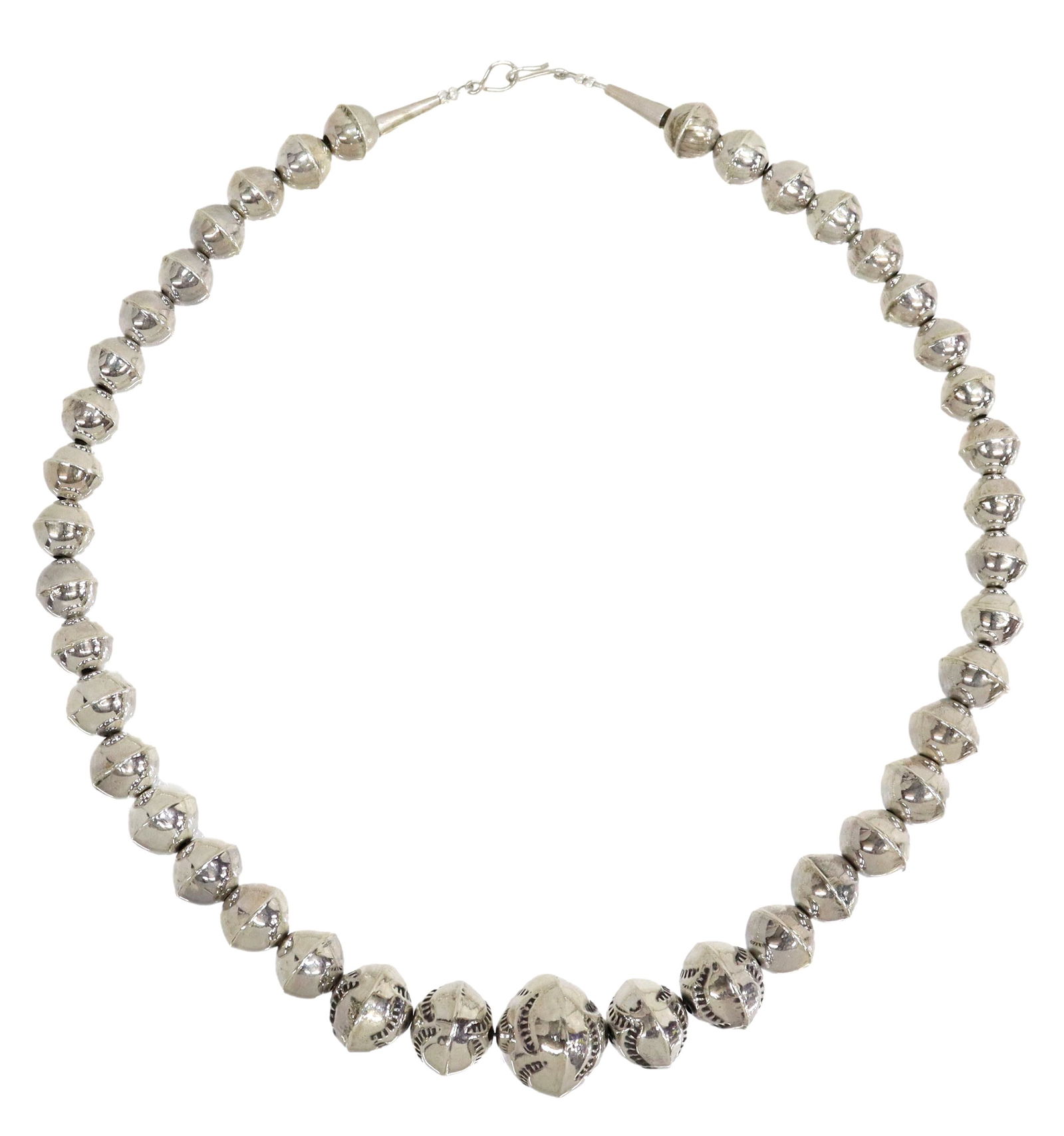 NAVAJO PEARLS SILVER BENCH BEADED NECKLACE (1 of 3)