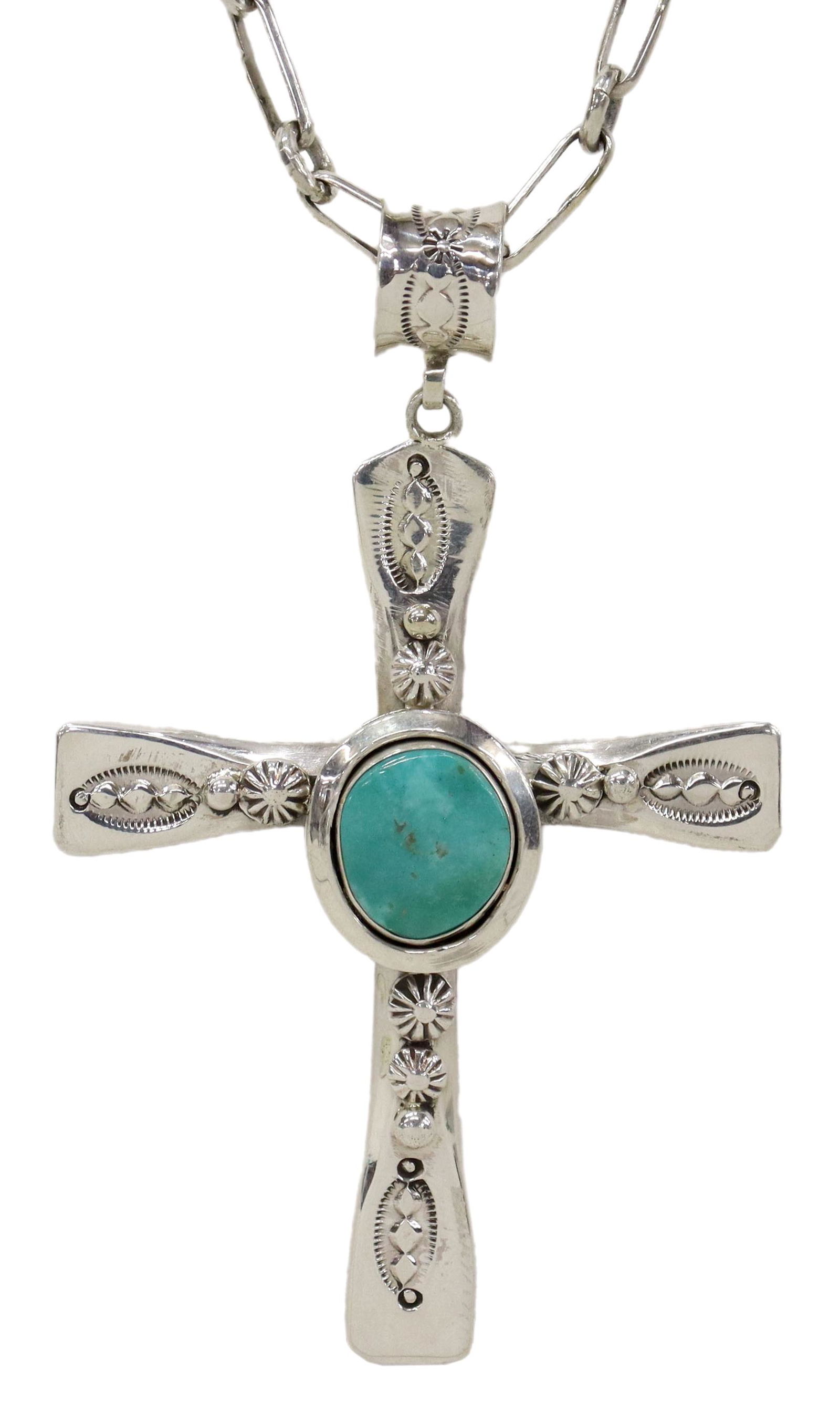 BEN BEGAYE NAVAJO STERLING CROSS PENDANT ON CHAIN (1 of 5)