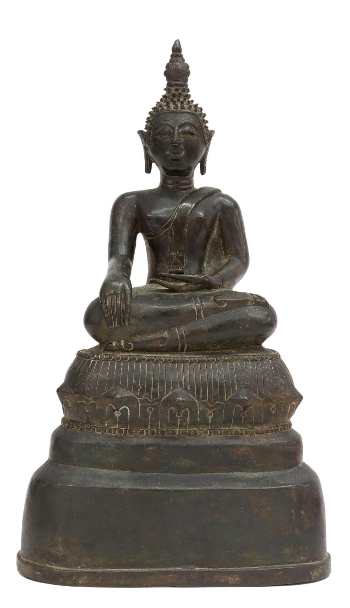 SOUTHEAST ASIAN BRONZE FIGURE OF THE BUDDHA (1 of 3)