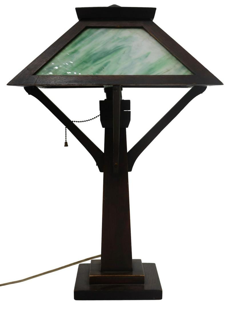 AMERICAN W.B. BROWN CO. CRAFTSMAN SLAG GLASS LAMP (1 of 4)