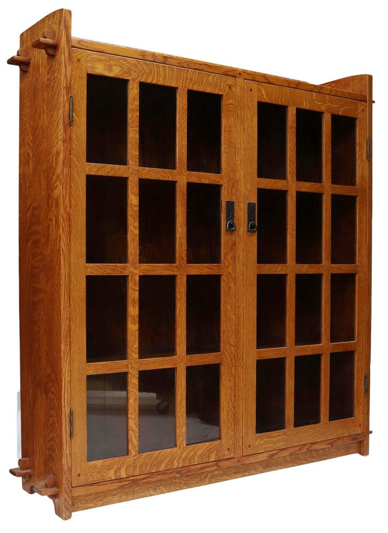 AMERICAN CRAFTSMAN #645 STYLE OAK BOOKCASE (1 of 4)