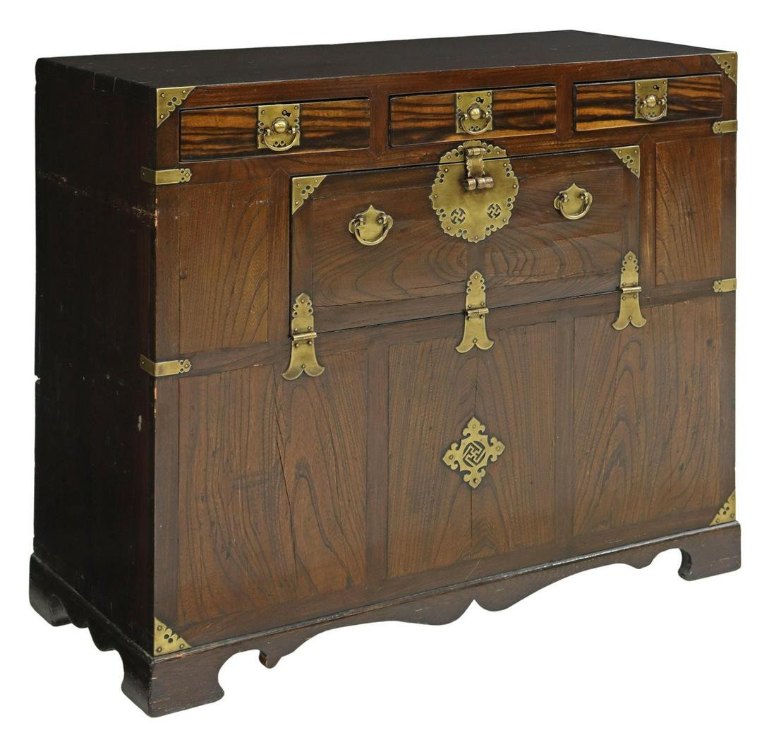 KOREAN BRASS-MOUNTED PERSIMMON WOOD STORAGE CHEST (1 of 7)