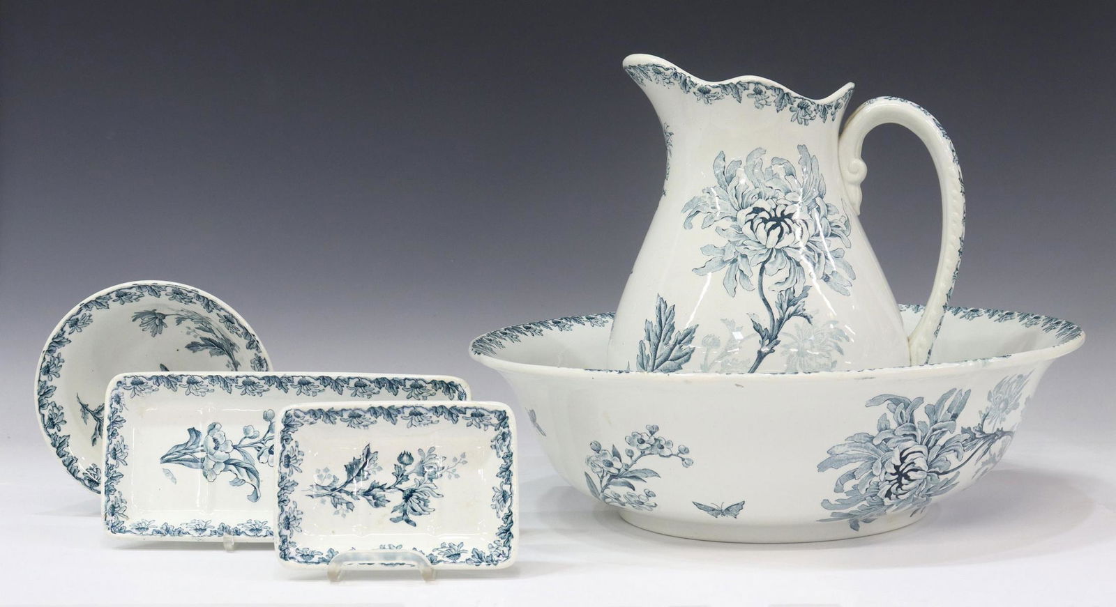 (5) FRENCH SAINT AMAND ET HAMAGE INDIANA WASH SET (1 of 4)