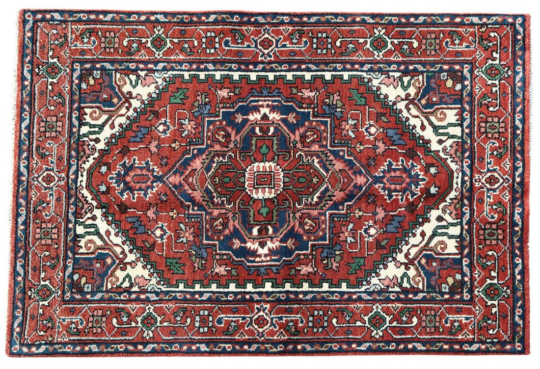 HAND-TIED PERSIAN SERAPI RUG, 5'8" X 3'9" (1 of 3)