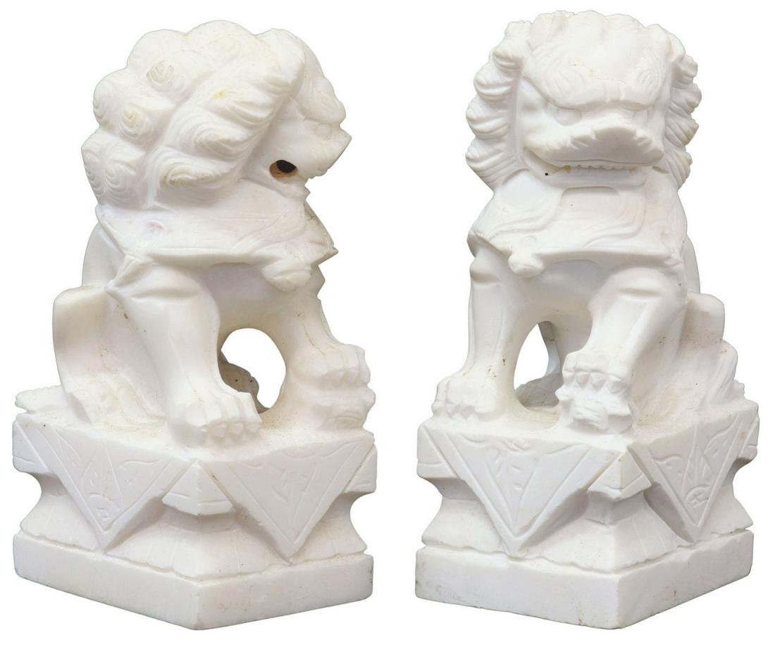 (2) CHINESE WHITE MARBLE FOO LIONS ON PEDESTALS (1 of 4)