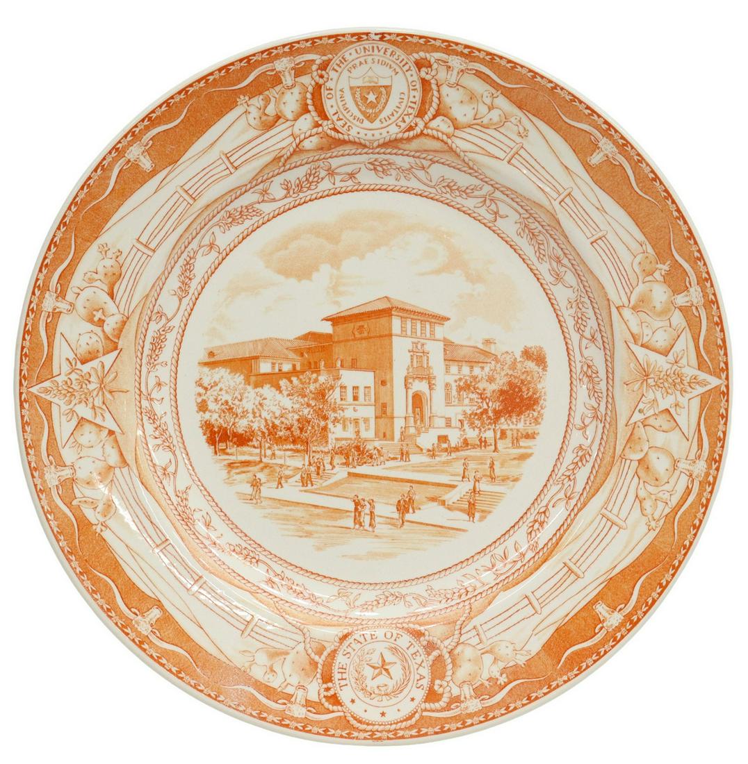 WEDGWOOD UT 'STUDENT UNION' COMMEMORATIVE PLATE (1 of 3)