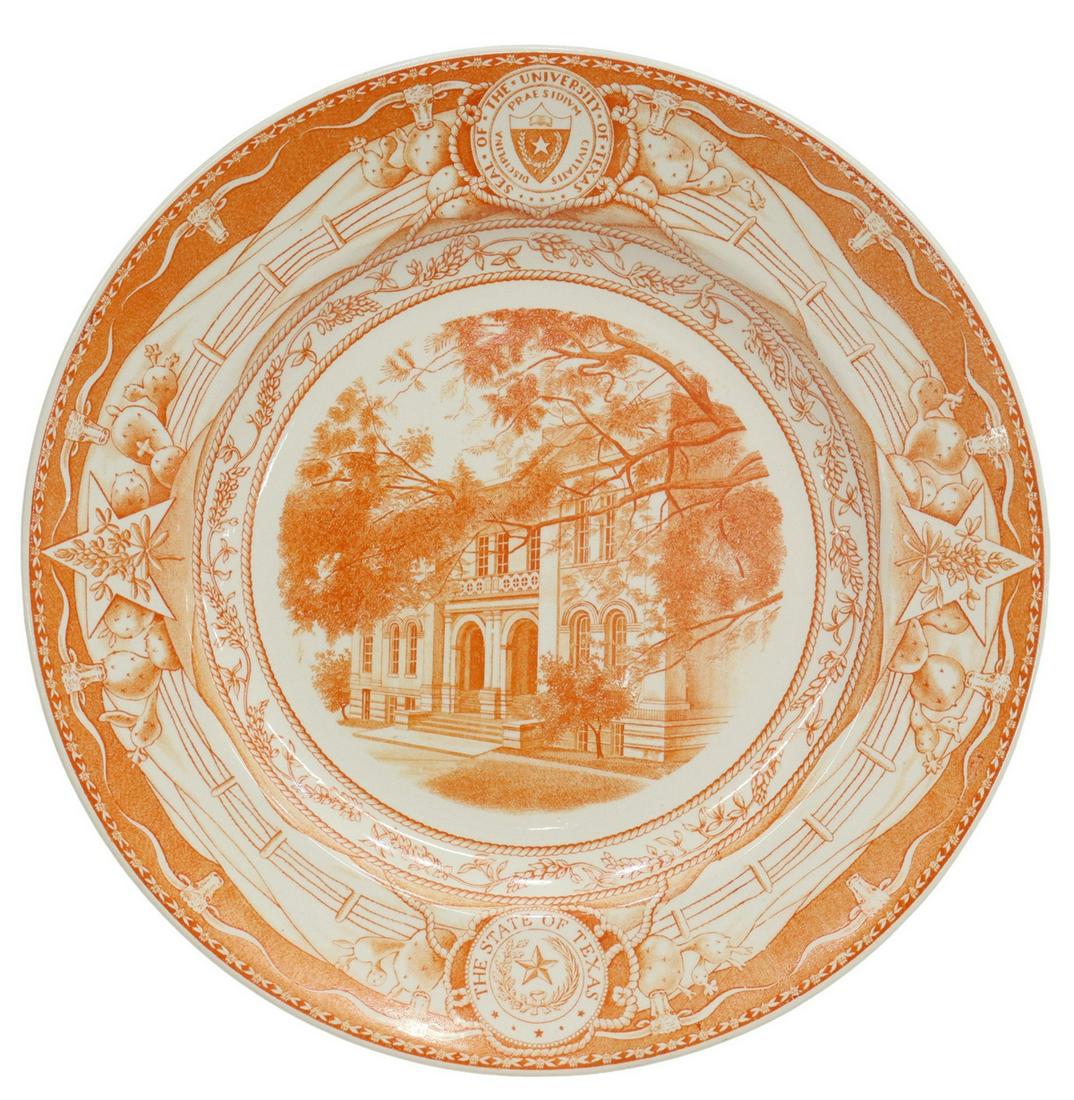 WEDGWOOD UT 'LAW SCHOOL' COMMEMORATIVE PLATE (1 of 3)