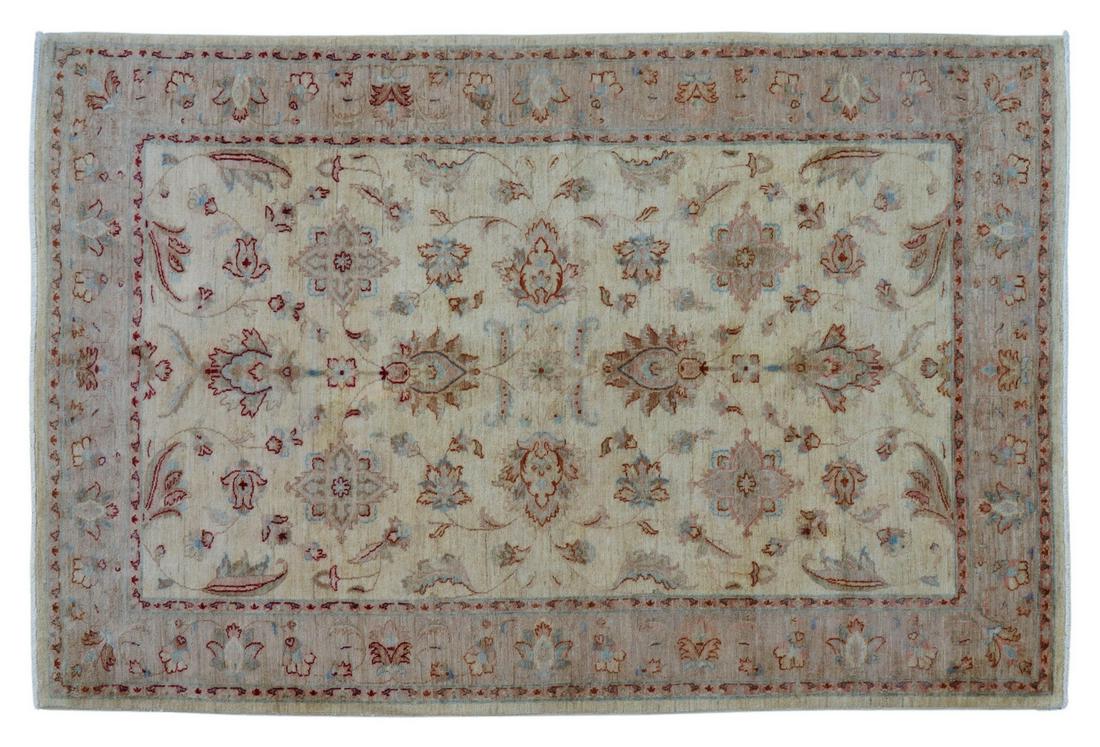 HAND-TIED PAKISTANI GHAZNI RUG, 9' X 5'11": Hand-tied Pakistani Ghazni rug, approx 9'l, 5'11"w Start Price: $450.00