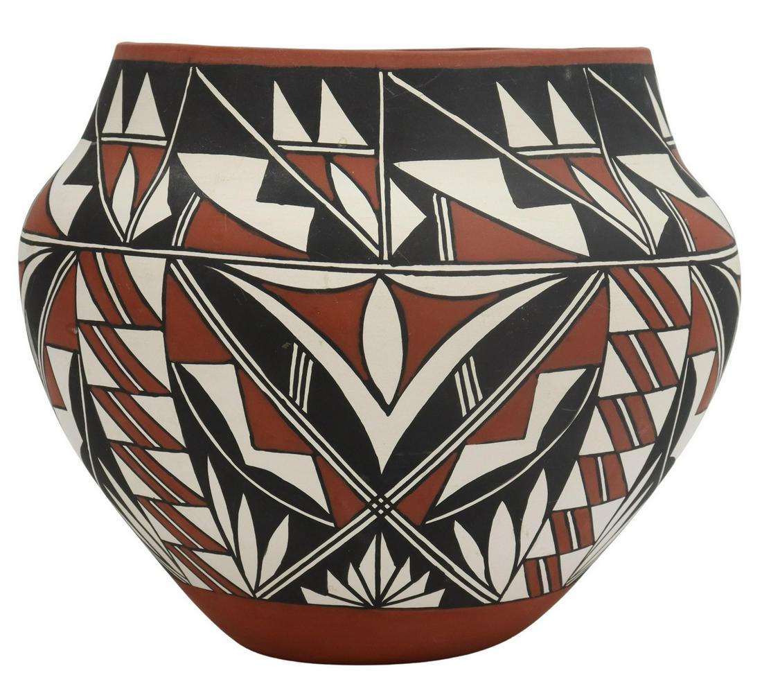 DORA ANTONIO ACOMA PUEBLO POTTERY OLLA JAR (1 of 3)