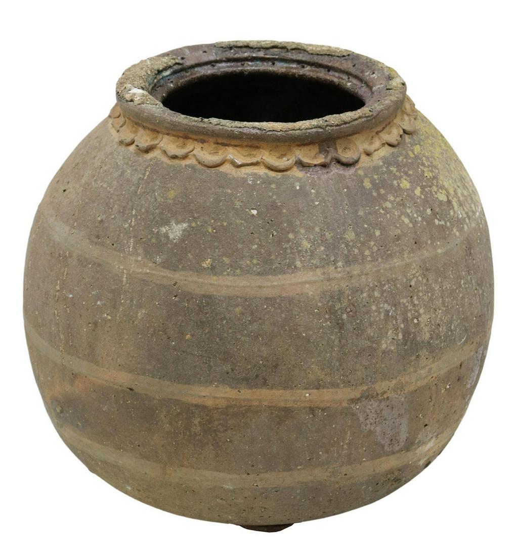 CONTINENTAL TERRACOTTA GLOBULAR OLIVE JAR (1 of 4)