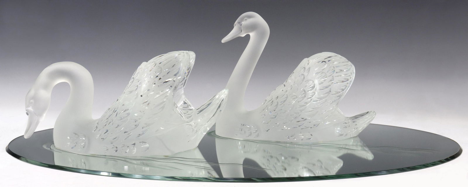 (3) LALIQUE FROSTED CRYSTAL SWANS & MIRROR PLATEAU (1 of 9)