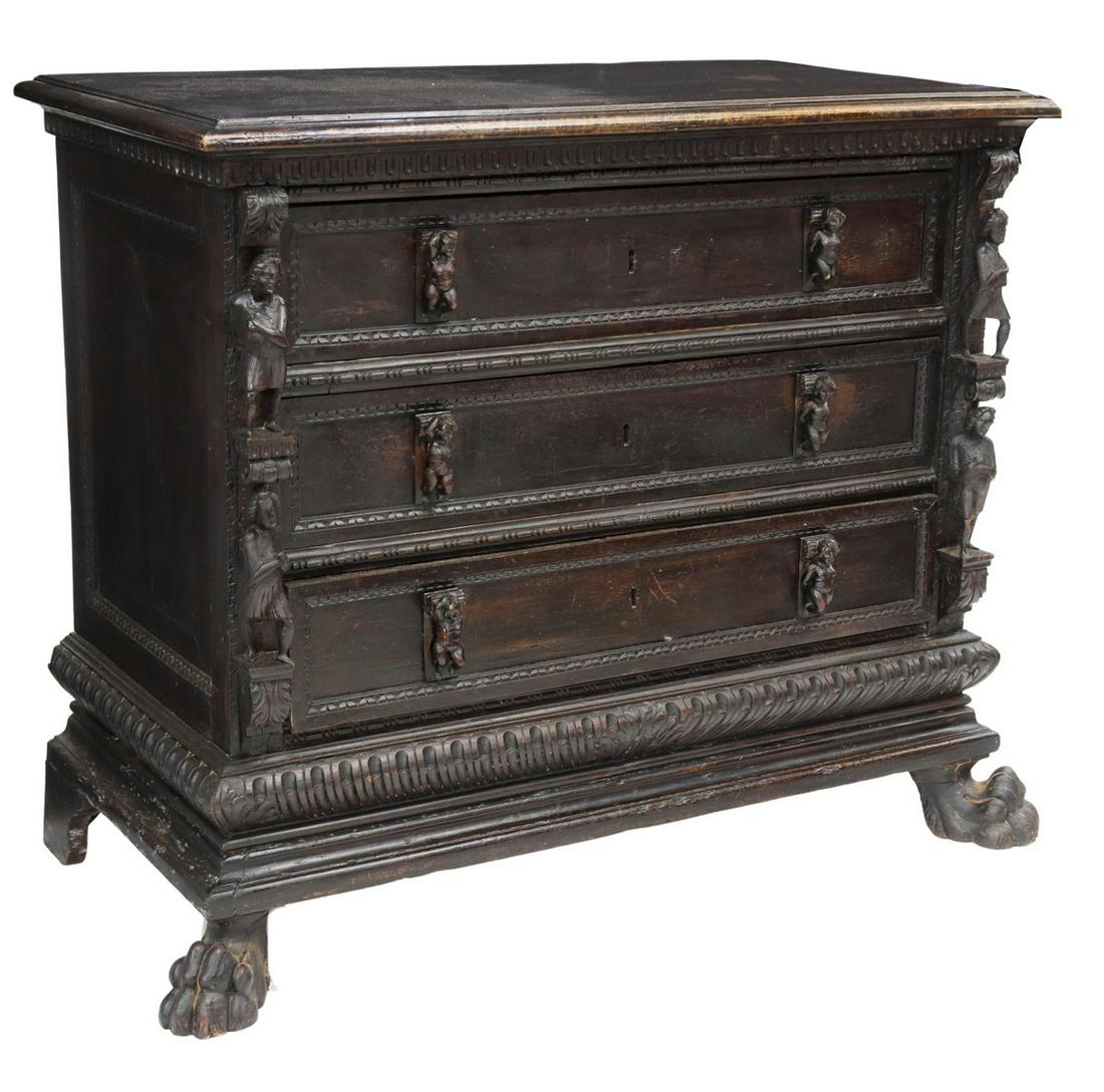 ITALIAN RENAISSANCE CARVED WALNUT COMMODE, 17TH C. (1 of 6)