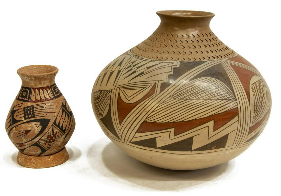 (2) MEXICO MATA ORTIZ POLYCHROME POTTERY JARS (1 of 2)