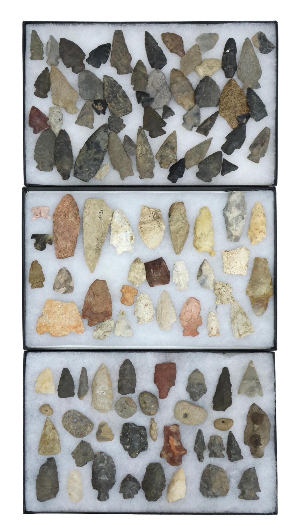 LOT) NATIVE AMERICAN ARTIFACTS ARROWHEADS & BLANKS (1 of 2)