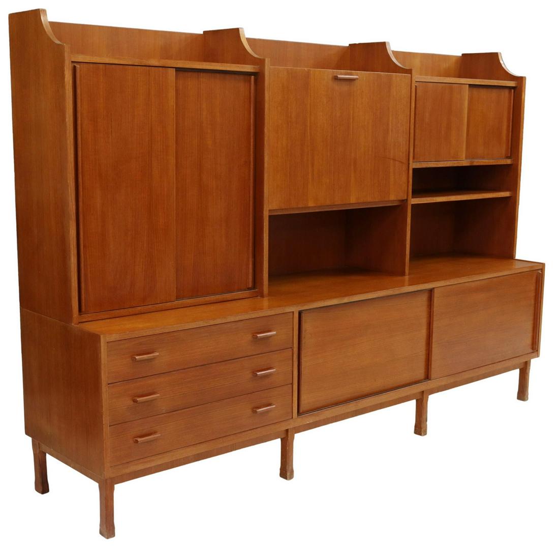 ITALIAN MID-CENTURY MODERN TEAK SIDEBOARD (1 of 8)