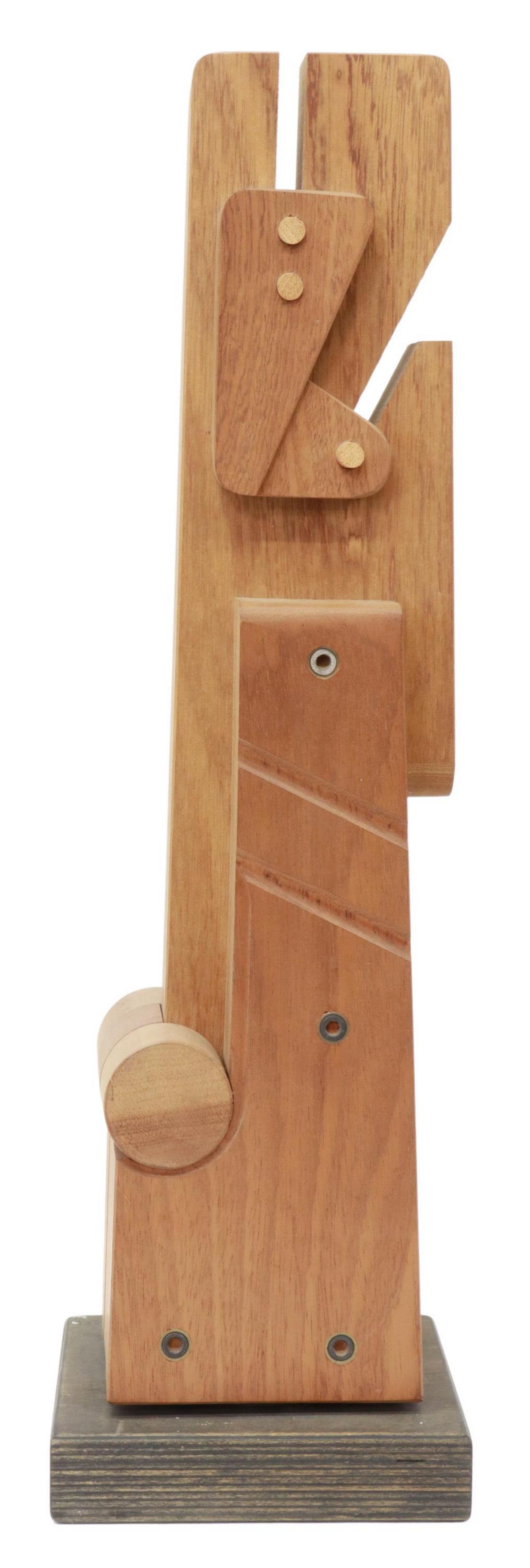 MODERN CONSTRUCTIVIST STYLE WOOD TOTEM SCULPTURE (1 of 4)