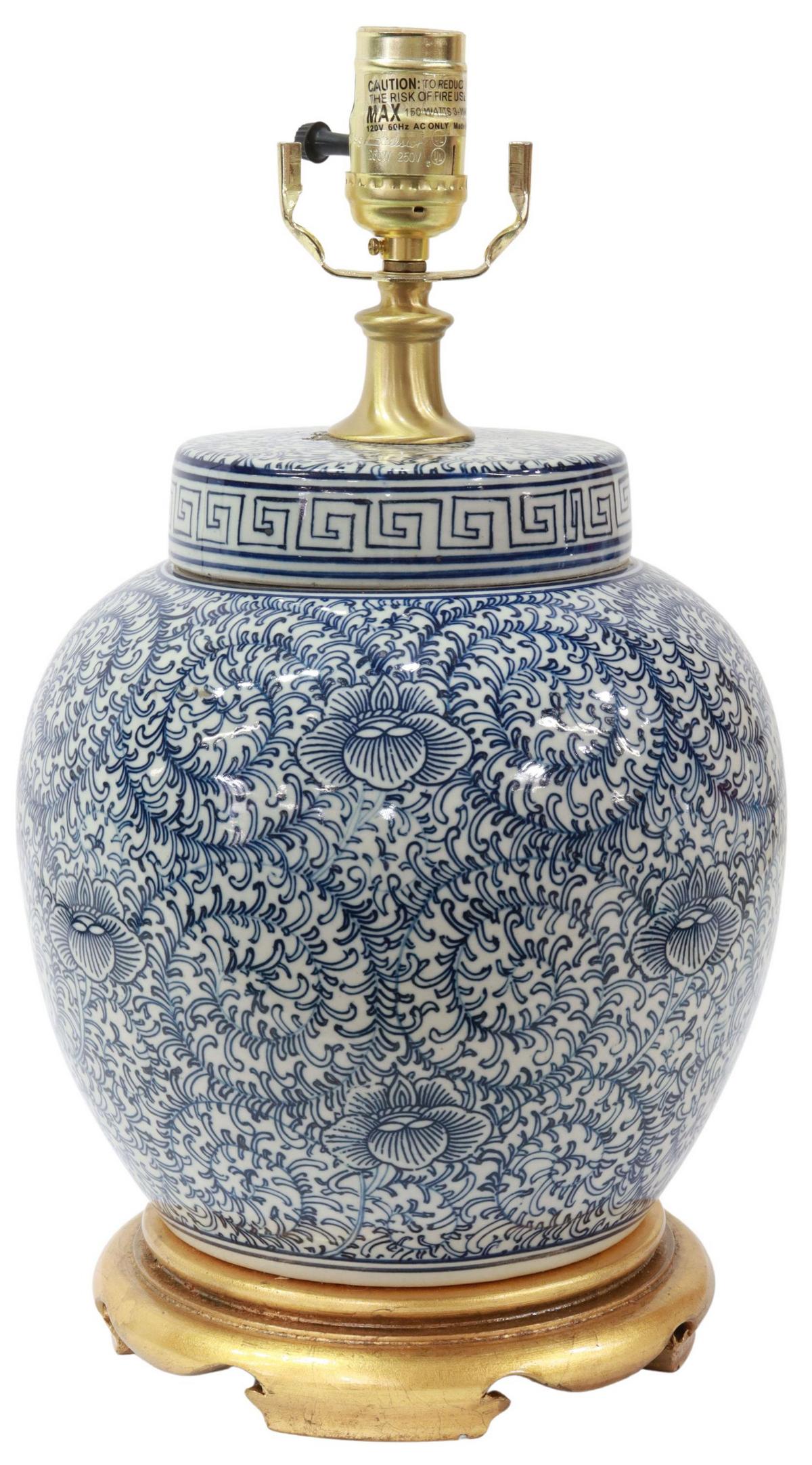 CHINESE BLUE & WHITE PORCELAIN TABLE LAMP (1 of 3)