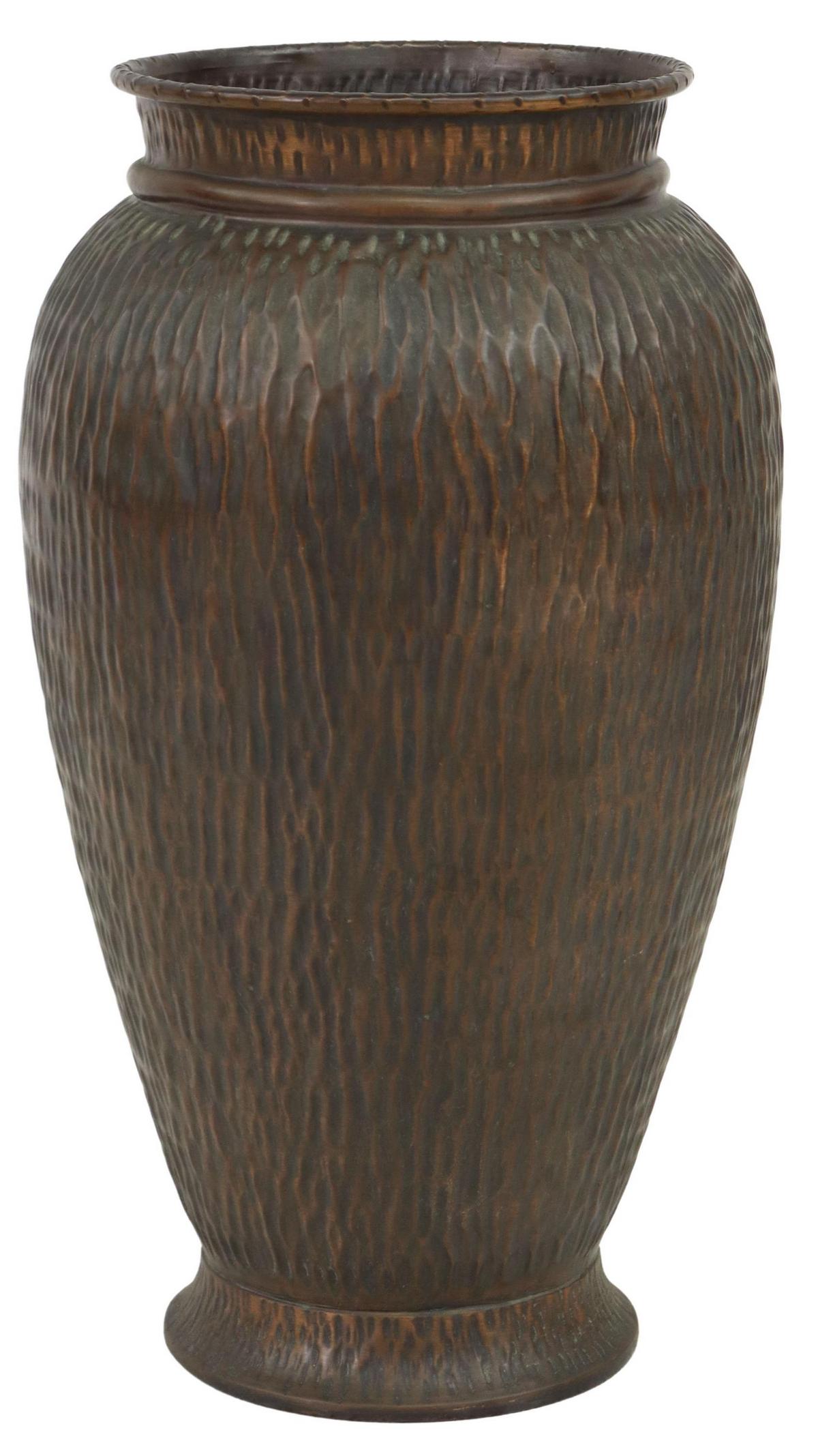 TEXTURED COPPER FLOOR VASE UMBRELLA STAND (1 of 4)