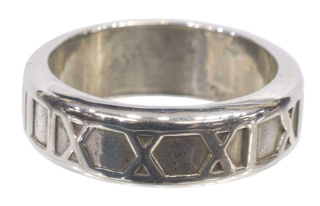 TIFFANY & COMPANY STERLING SILVER ATLAS RING BAND (1 of 4)