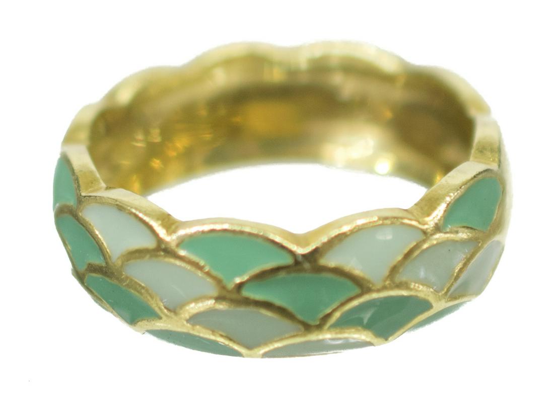 ESTATE HIDALGO 18KT YG & ENAMEL FISH SCALE RING (1 of 3)