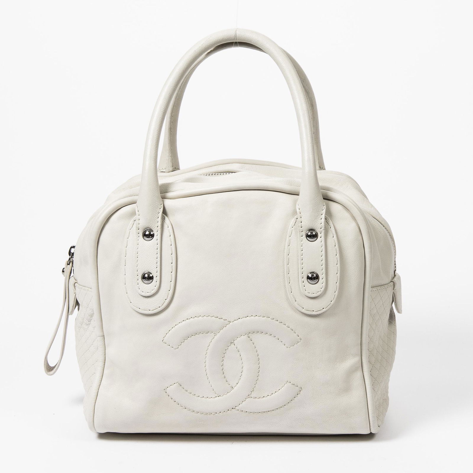 CHANEL CC LOGO WHITE LEATHER 'BOWLING' HANDBAG (1 of 7)