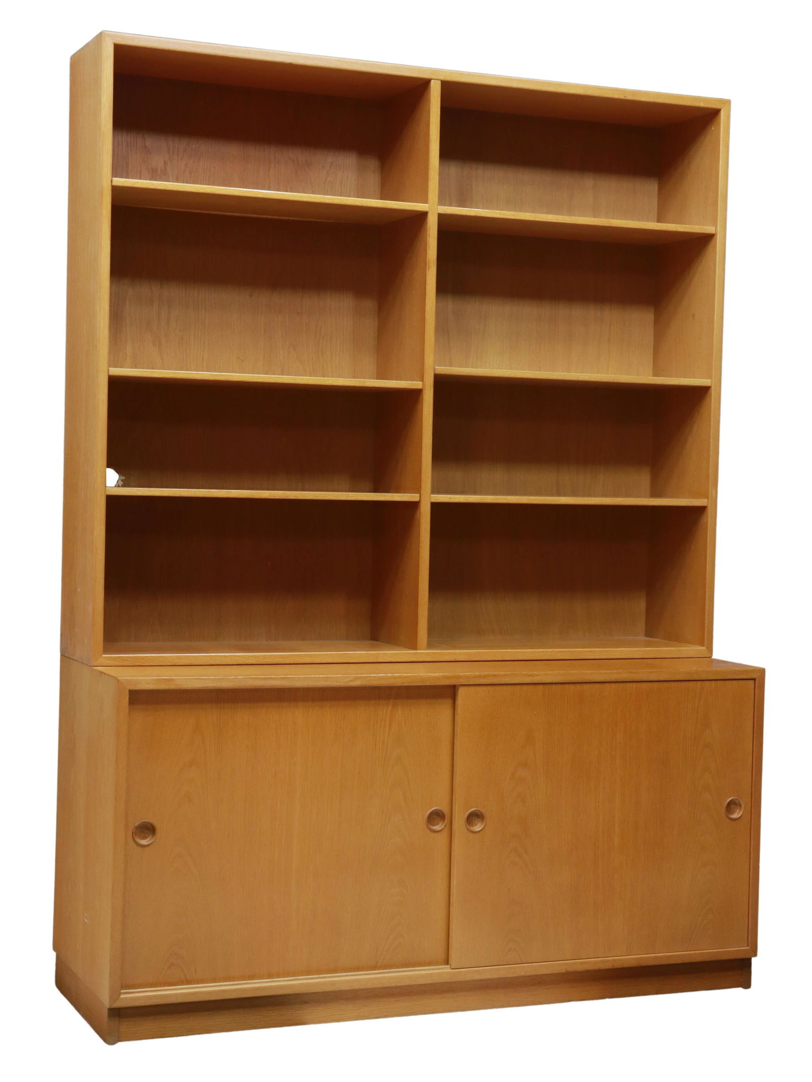 BORGE MOGENSEN MID-CENTURY MODERN OAK BOOKCASE: Swedish mid-century modern oak bookcase/ sideboard, Borge Mogensen (Danish, 1914-1972) for Karl Andersson, Bra Bohag, upper section with adjustable-height shelves, lower case fitted with dual sliding