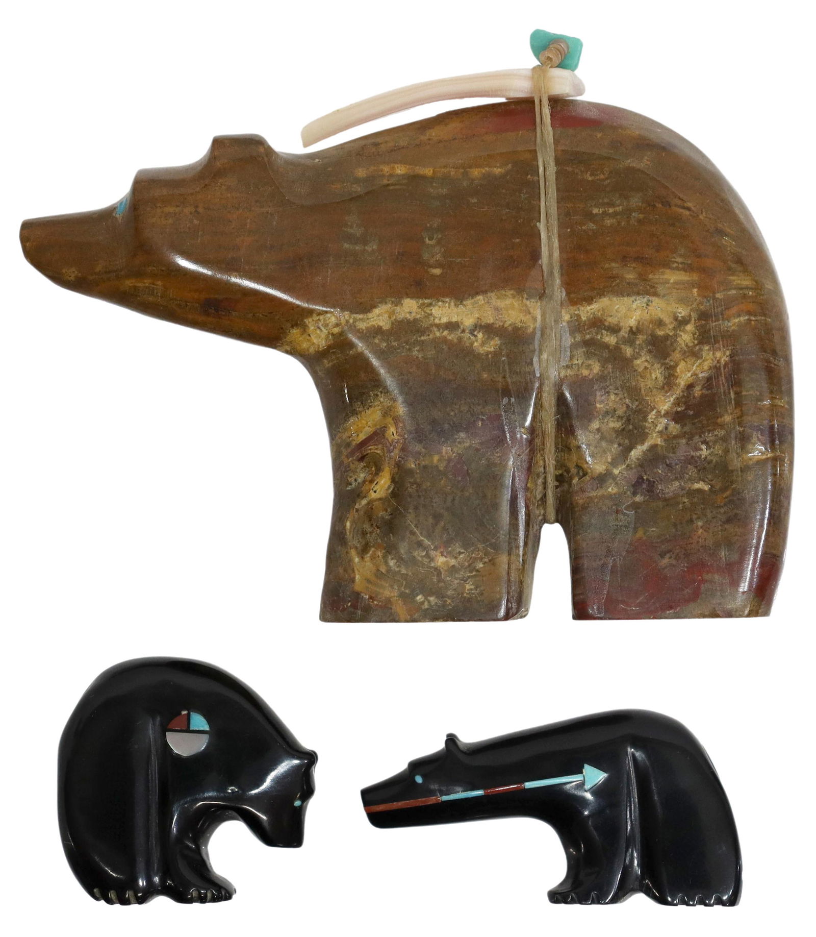 (3) NATIVE AMERICAN ZUNI PUEBLO BEAR FETISHES (1 of 4)