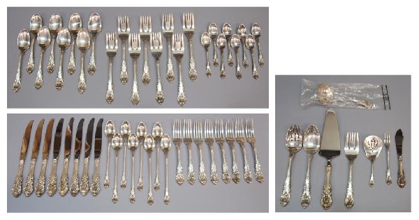 WALLACE SIR CHRISTOPHER STERLING SILVER FLATWARE: (set of 56) Wallace 'Sir Christopher' sterling silver flatware service for eight, plus extras, including: (8) dinner knives, 9"l; (8) dinner forks, 7.75"l; (8) salad forks, 6.25"l; (8) teaspoons, 6"l;