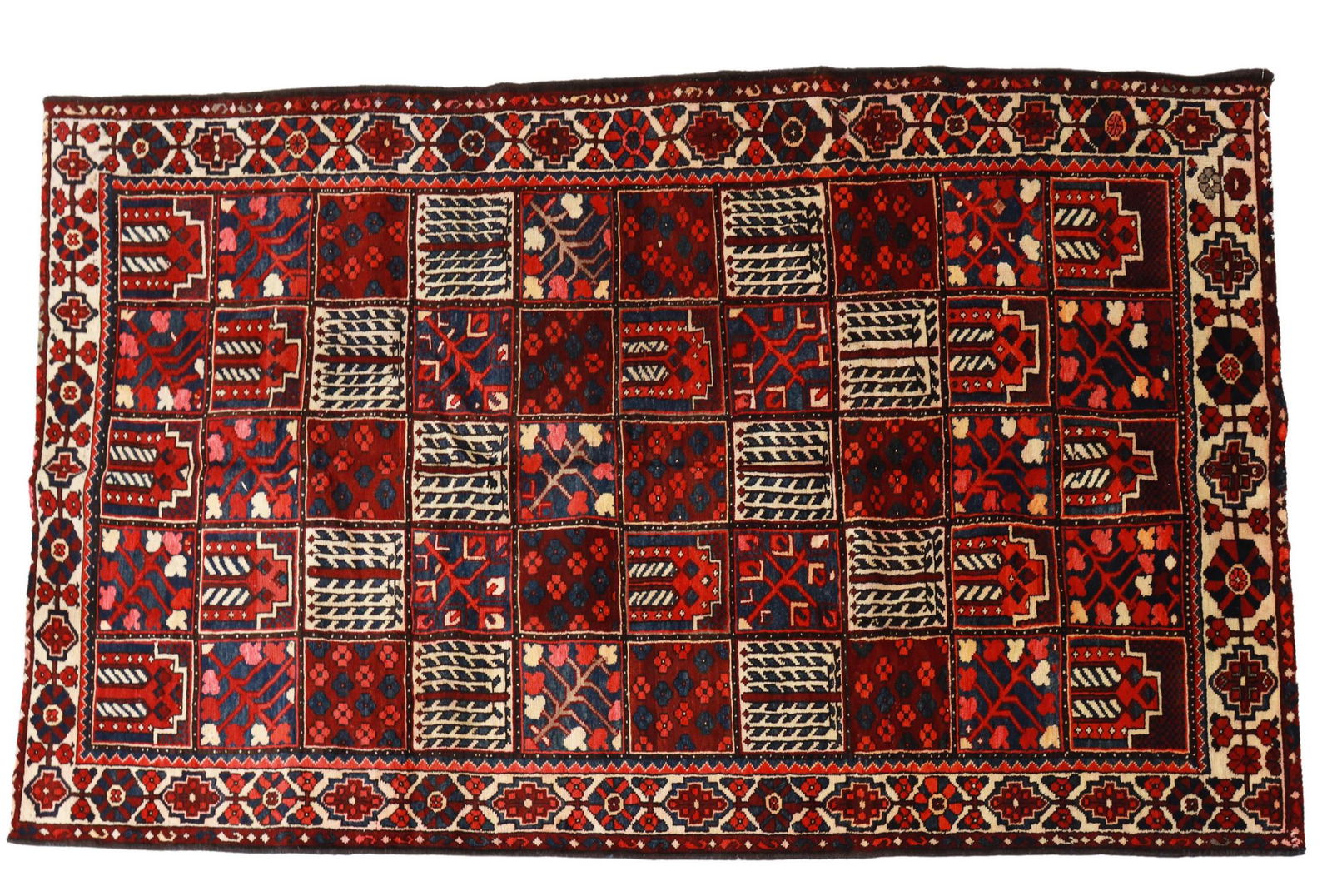 HAND-TIED PERSIAN BAKHTIARI RUG, 9'6" X 5'3" (1 of 3)