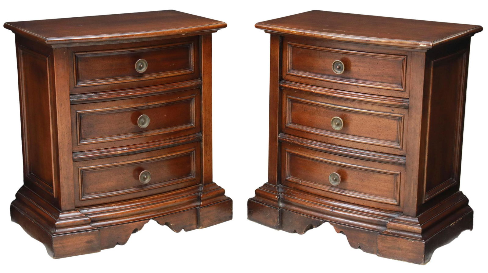 (2) ITALIAN MOBILI D'ARTE WALNUT NIGHTSTANDS (1 of 5)