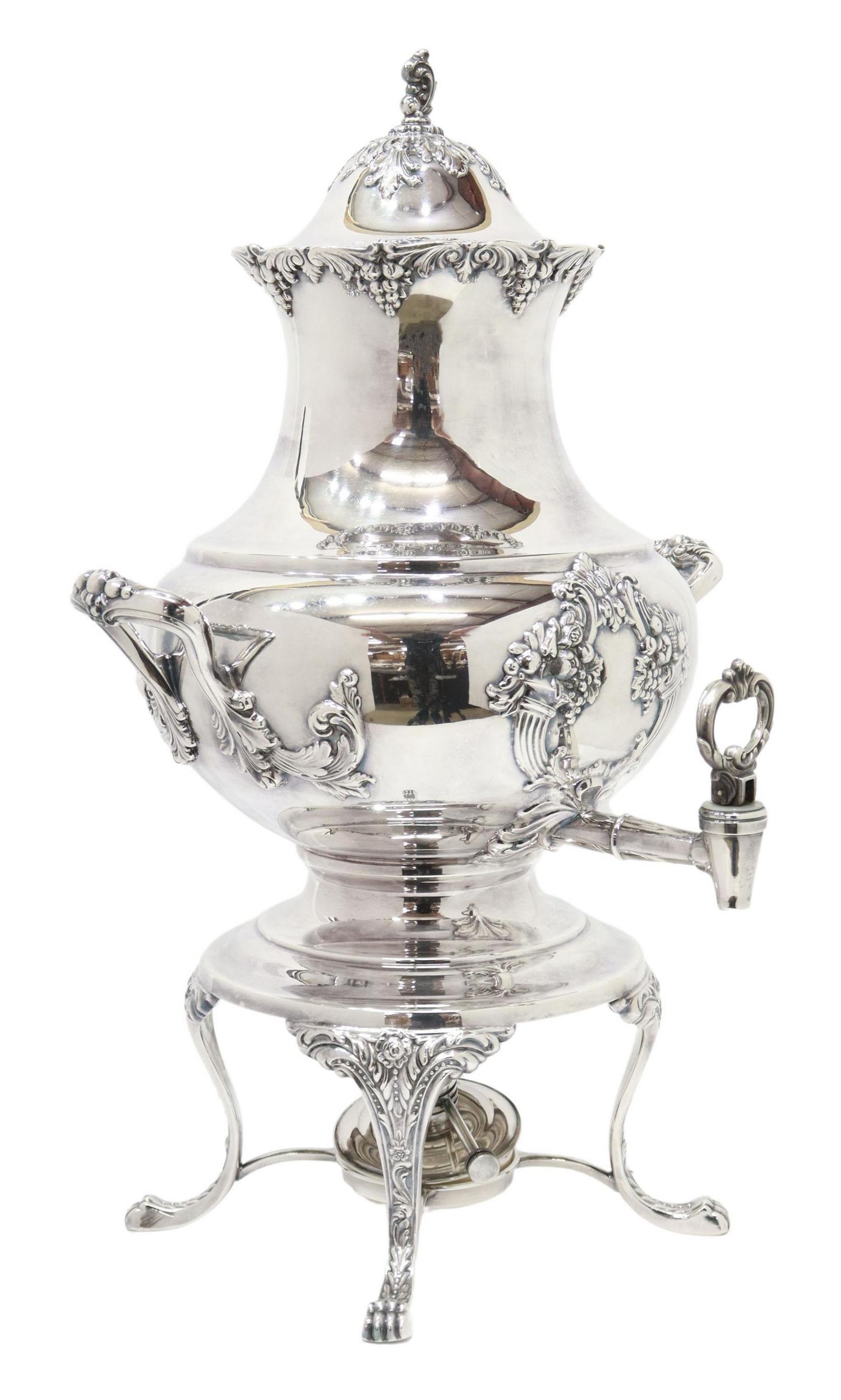 REED & BARTON KING FRANCIS SILVERPLATE COFFEE URN (1 of 4)