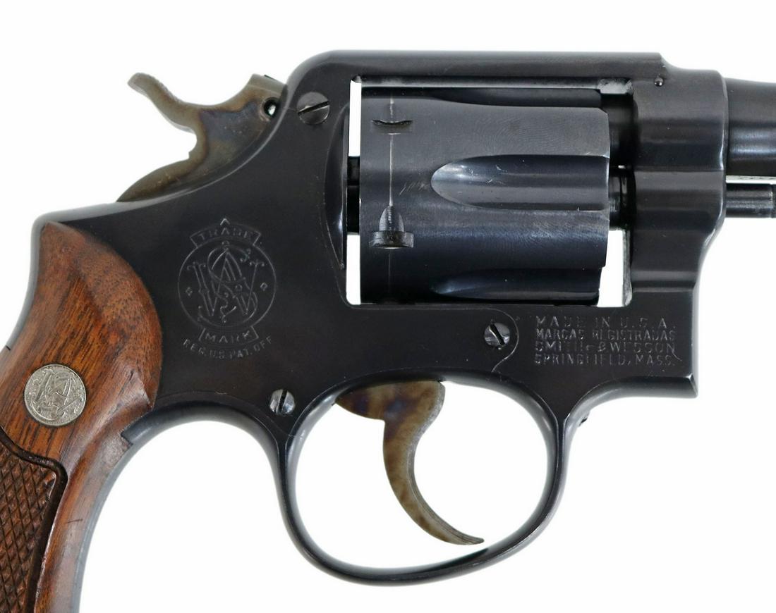 SMITH & WESSON .38 SNUB NOSE REVOLVER, NEEDS WORK | Barnebys