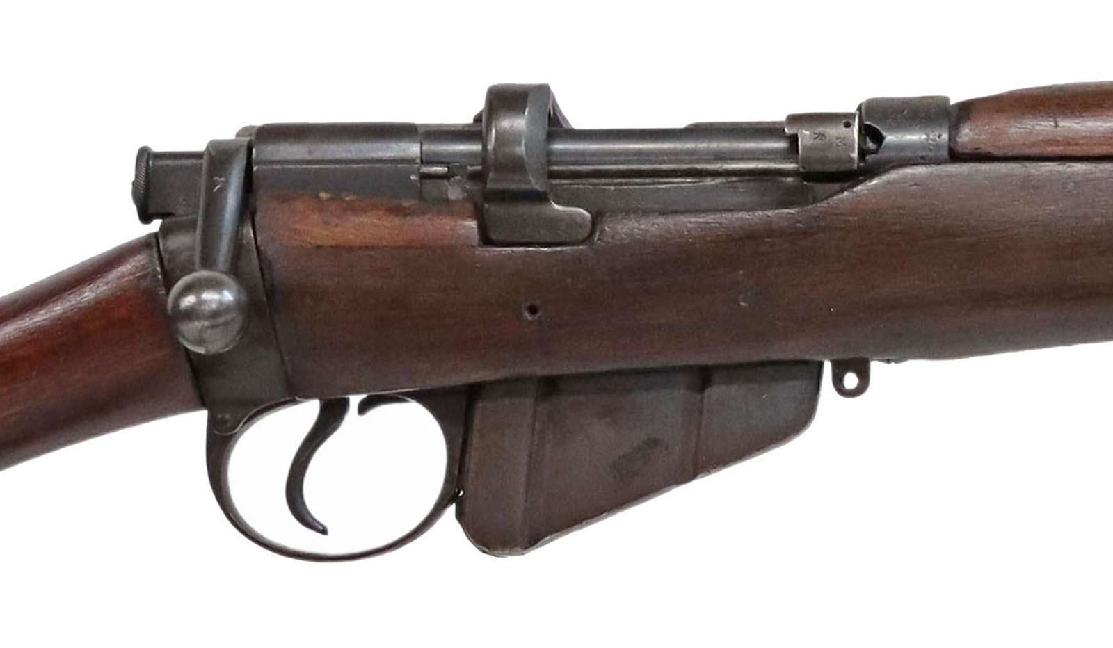 LEE ENFIELD .303 RIFLE, 1918: British Short Lee Enfield rifle, MkIII 1918, bolt action, 303 caliber, full stock, 25.4" barrel, fixed iron front sight, bayonet lug, adjustable rear sight, detachable magazine, receiver ring stamped 