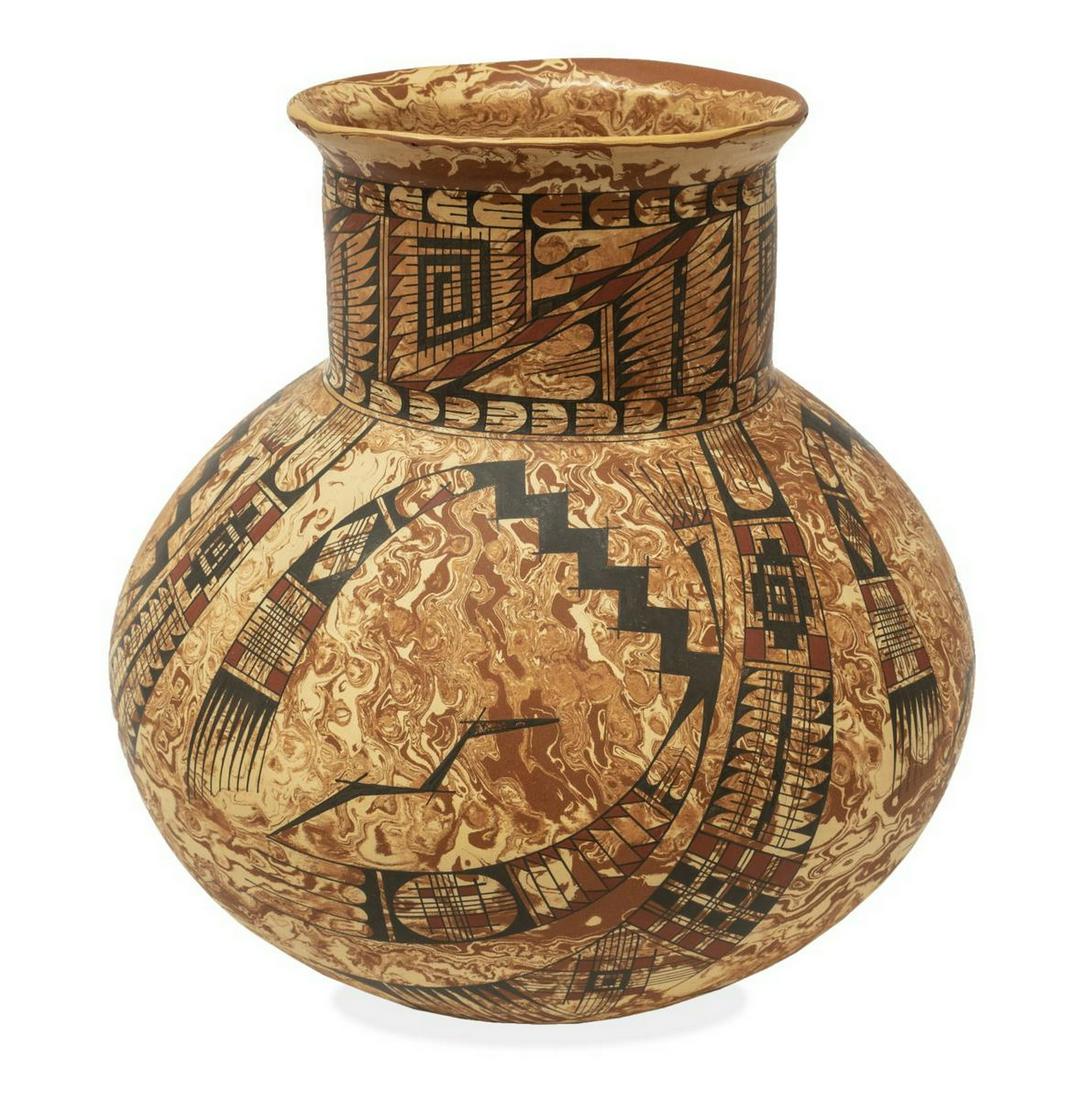 MATA ORTIZ MARBLED POTTERY OLLA JAR, MEXICO: Mata Ortiz pottery olla/ jar, Mexico, marbled clay body, red and black slip decorated, unsigned, small chip to rim, approx 11"h, 9.5"diam, 3.75lbs Start Price: $50.00