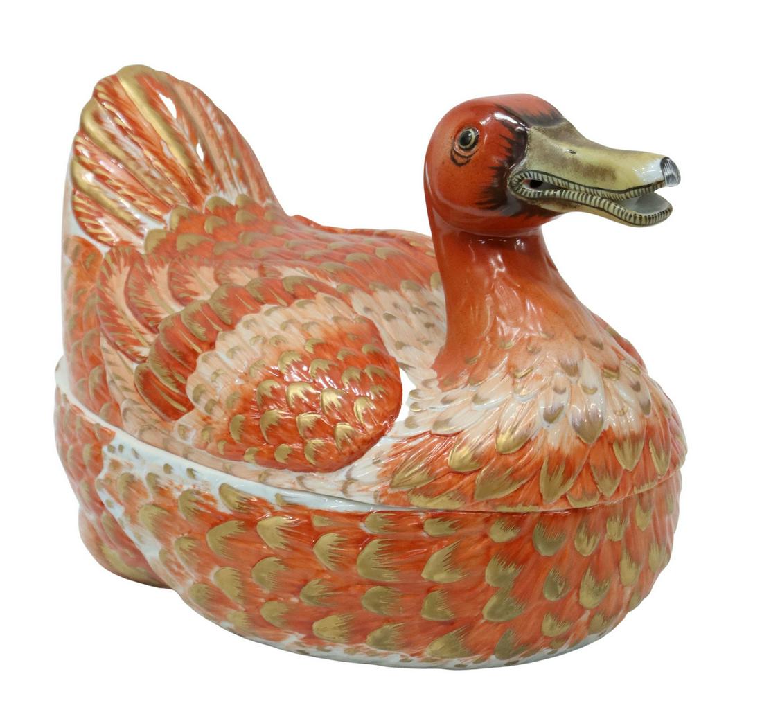 CHINESE EXPORT STYLE PORCELAIN DUCK TUREEN (1 of 5)