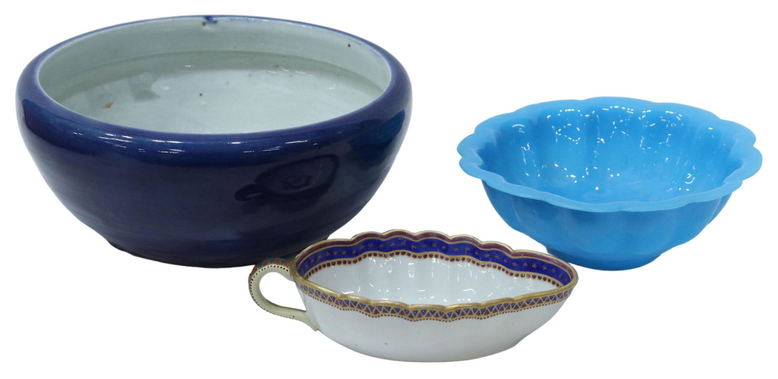 3) CHINESE PEKING GLASS, EXPORT PORCELAIN & CENSER (1 of 5)