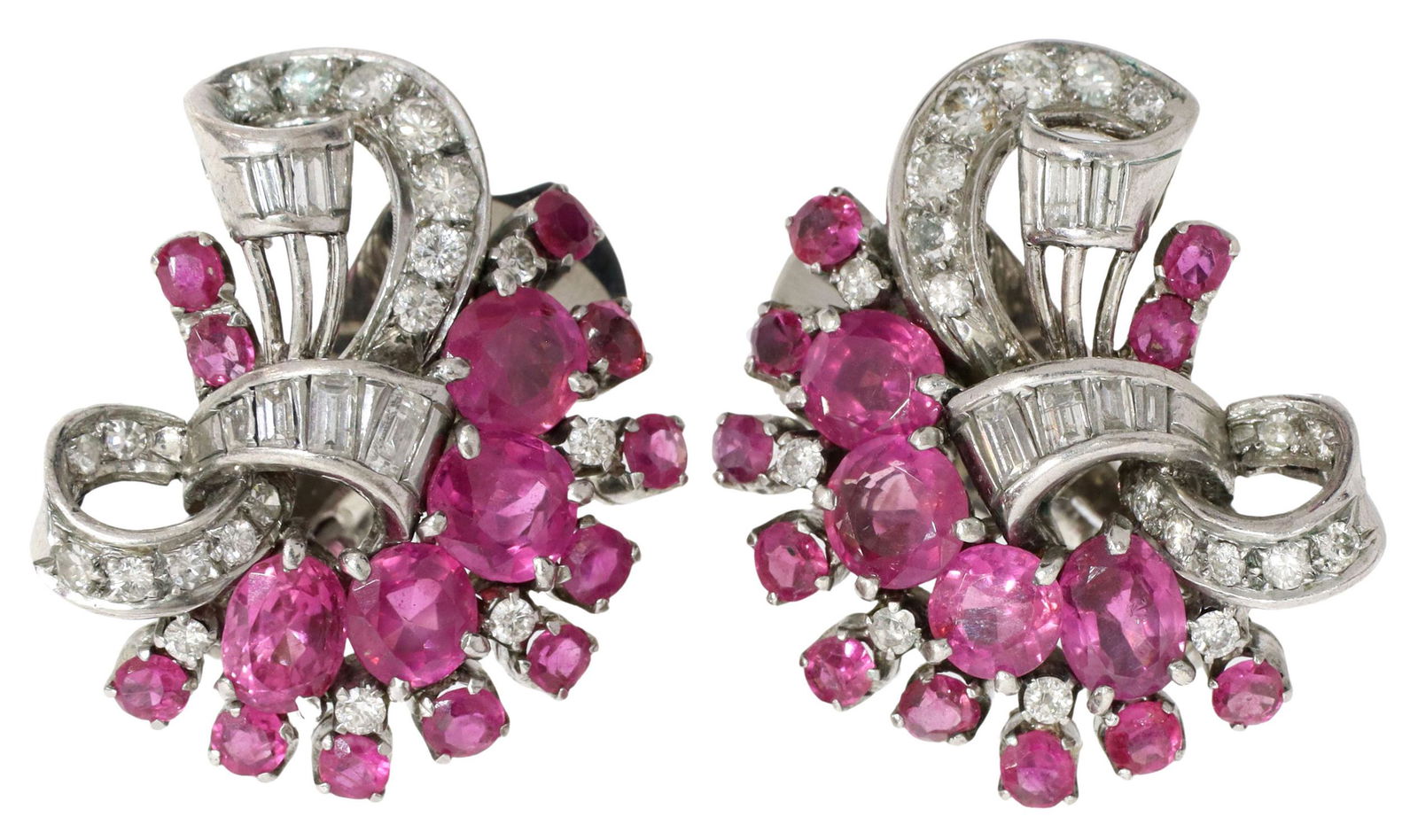 ESTATE RETRO PLATINUM & 1.5CTTW DIAMOND EARRINGS (1 of 3)