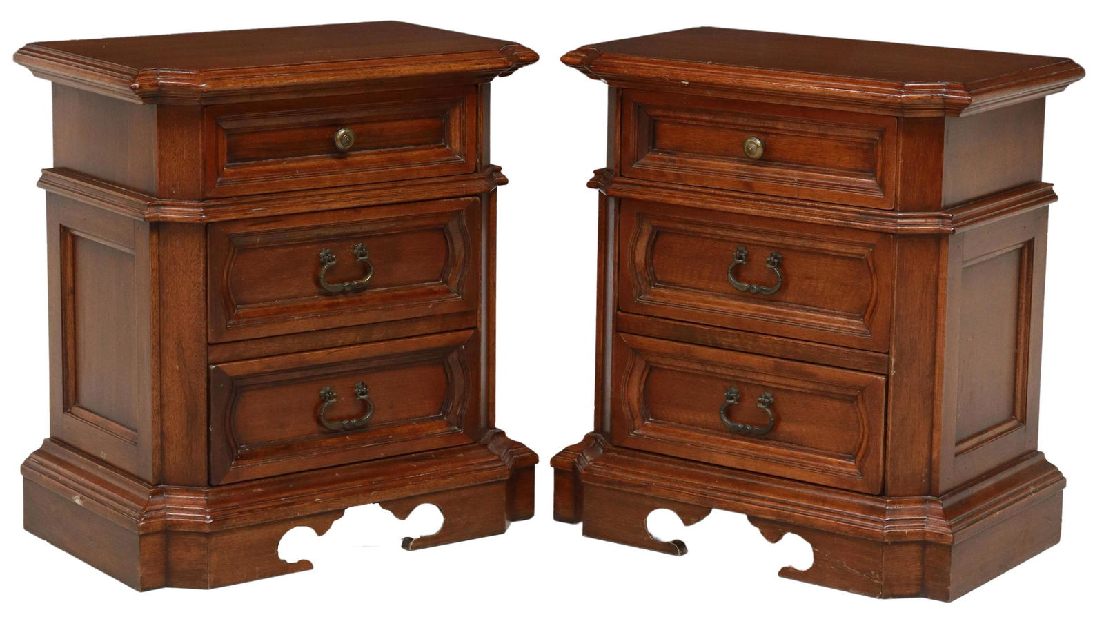 (2) ITALIAN BAROQUE STYLE NIGHTSTANDS (1 of 5)