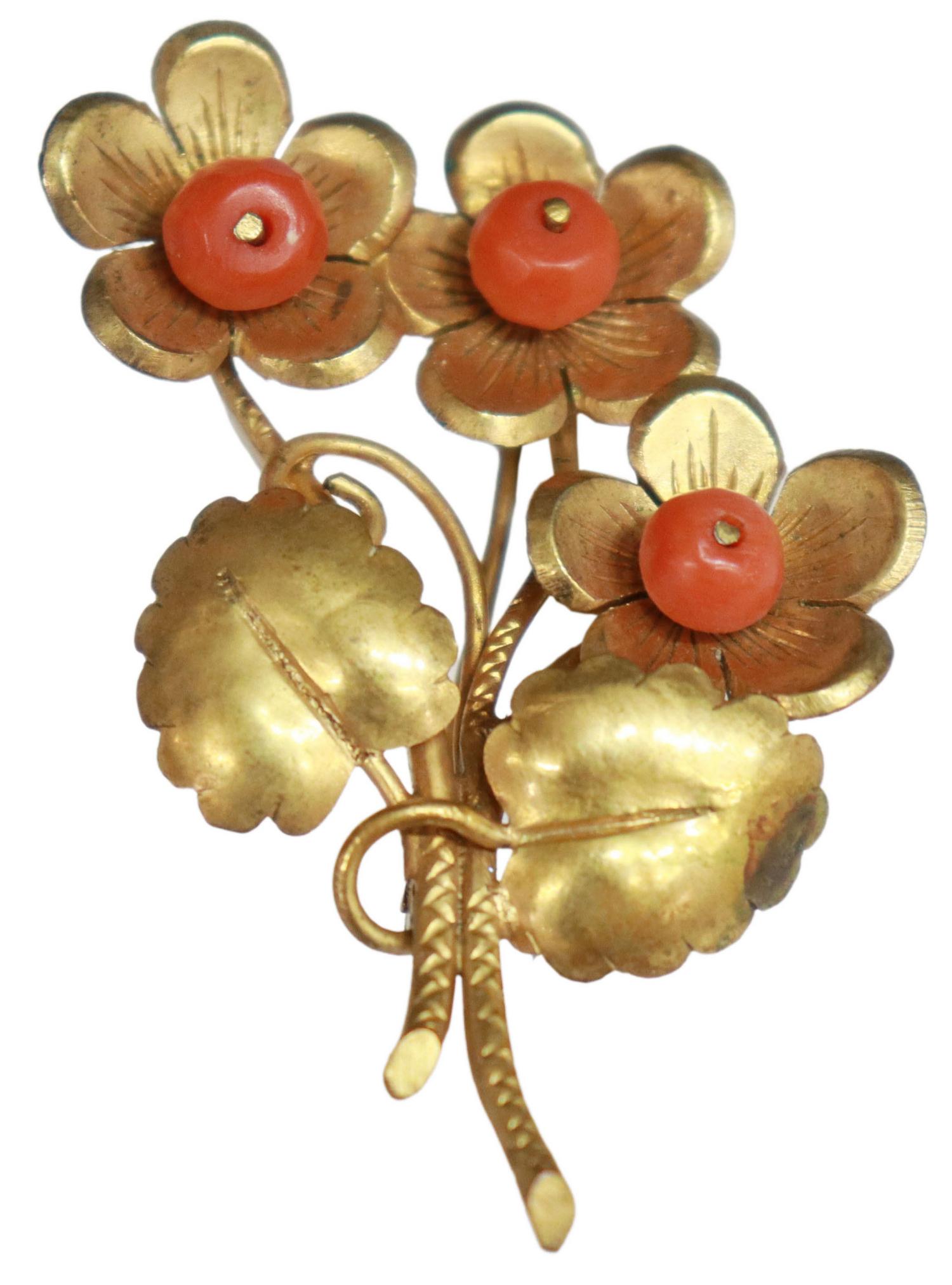 ESTATE GOLD PLATED & RED CORAL FLOWER BROOCH (1 of 4)