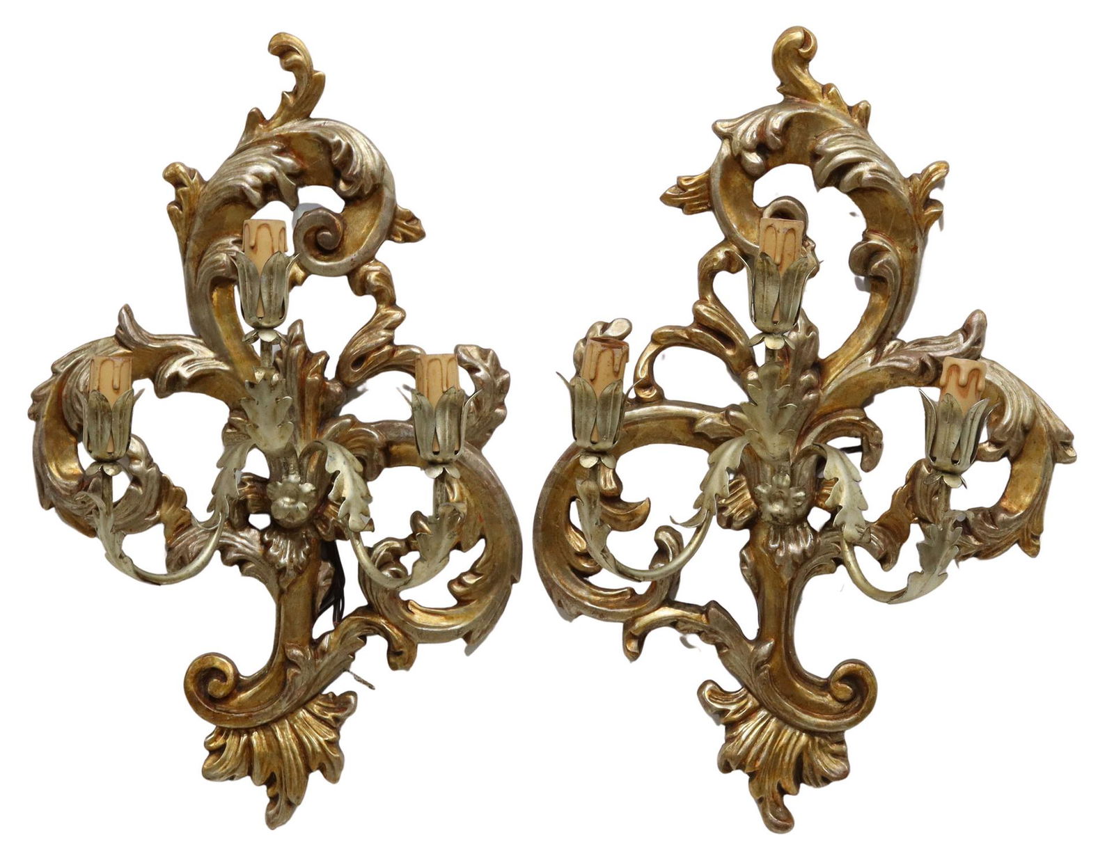 (2) ITALIAN GILTWOOD THREE-LIGHT WALL SCONCES (1 of 1)
