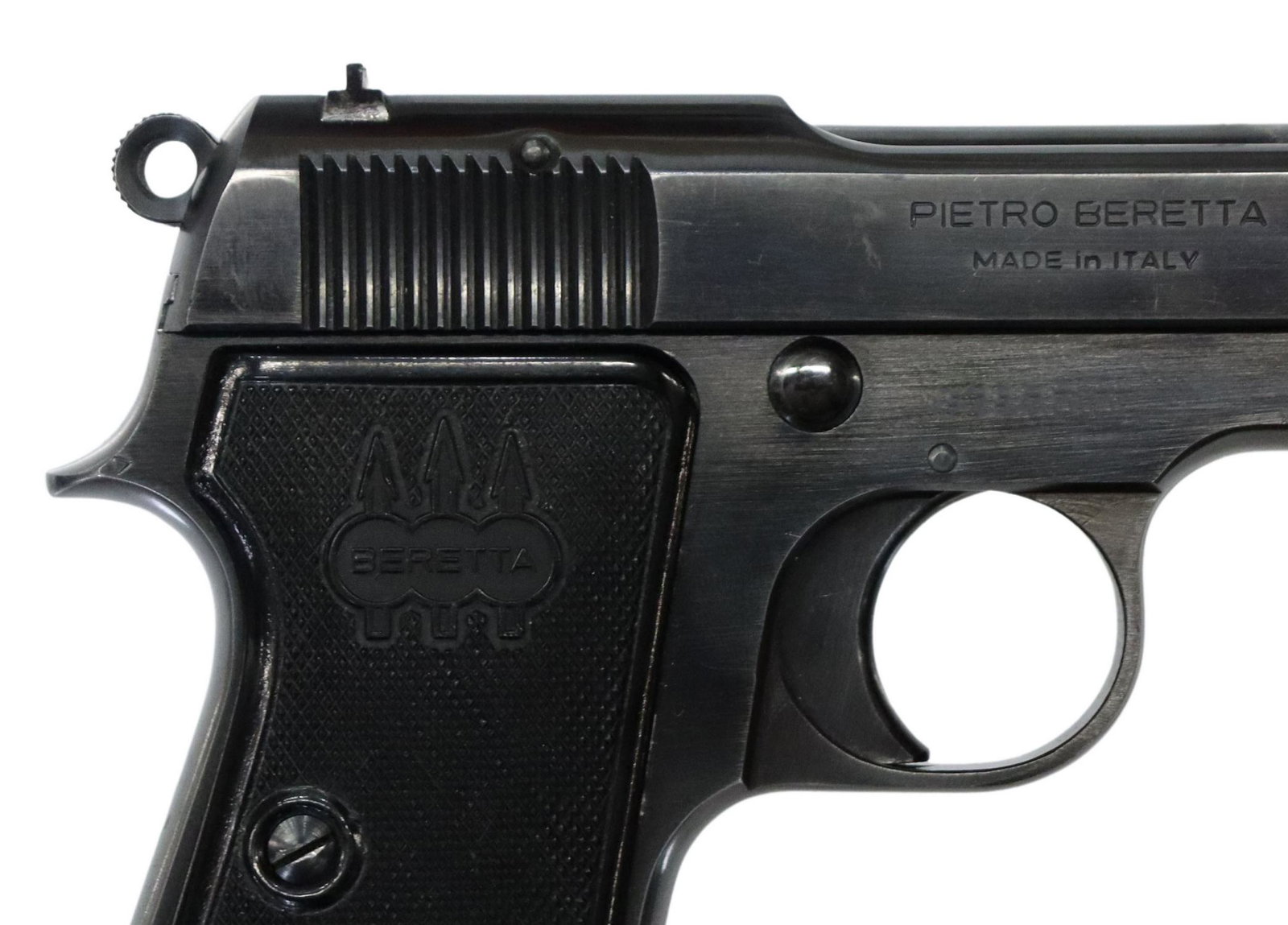 BERETTA MODEL 1934 PISTOL, .380ACP CALIBER: Beretta Model 1934 pistol, mfg. 1967, ,380ACP caliber (9x17mm) 3.5" barrel, fixed sights, detachable seven round magazine, black checkered Beretta logo grips, finish with some light scratching and som