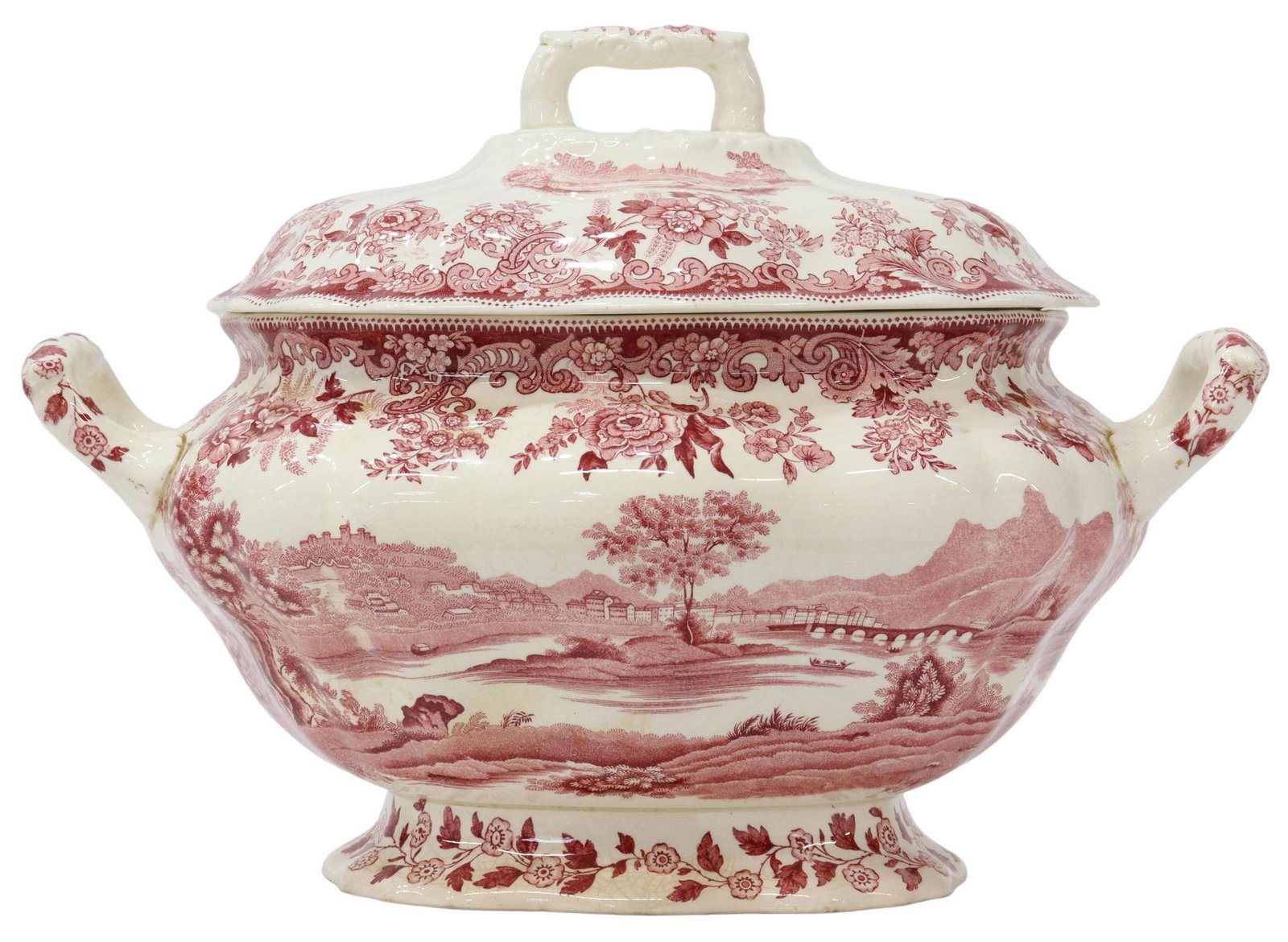 COPELAND SPODE SEVERN RED TRANSFERWARE SOUP TUREEN: English Staffordshire soup tureen, Copeland Spode, in the "Severn" pattern, some crazing and staining throughout, approx 10.5"h, 14.75"w, 10"d, 5.25lbs Start Price: $50.00