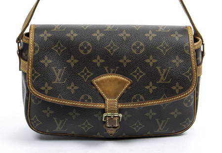 LOUIS VUITTON "SOLONGE" MONOGRAM CROSSBODY BAG: Louis Vuitton "Sologne" crossbody bag, in brown and tan monogram coated canvas, with gold-tone hardware, tan vachetta leather trim, adjustable flat shoulder strap, single exterior slip pocket, buckle