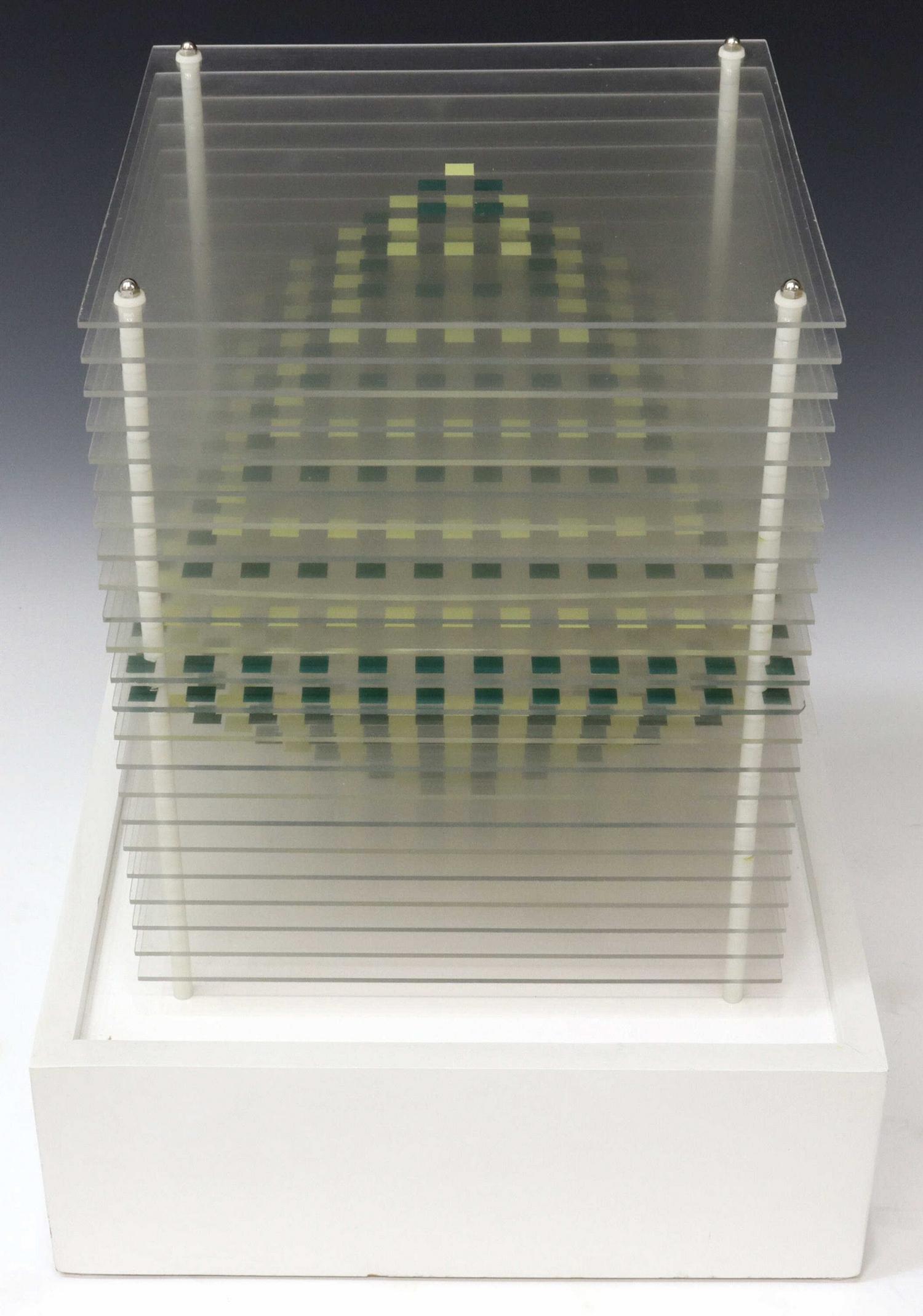 MODERN PLEXIGLASS OP ART SCULPTURE (1 of 5)