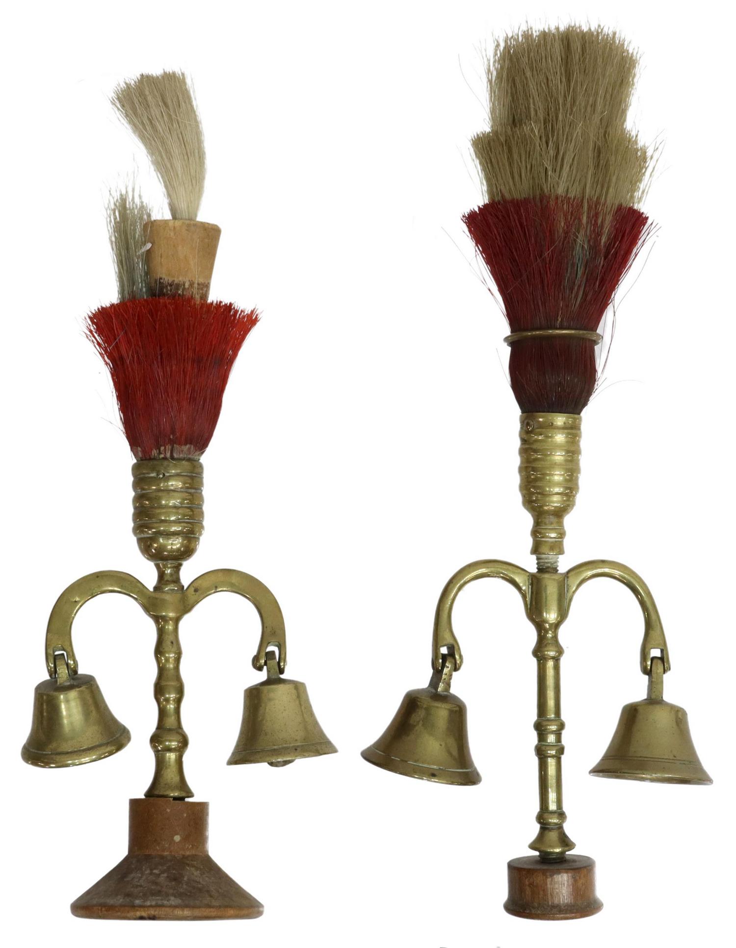 (2) HORSE BRASS BELL TERRETS RED & WHITE PLUMES (1 of 3)