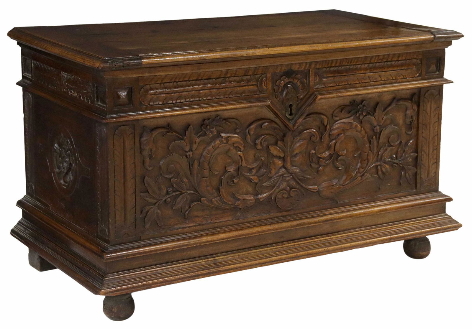 FRENCH FOLIATE CARVED WALNUT STORAGE TRUNK (1 of 5)