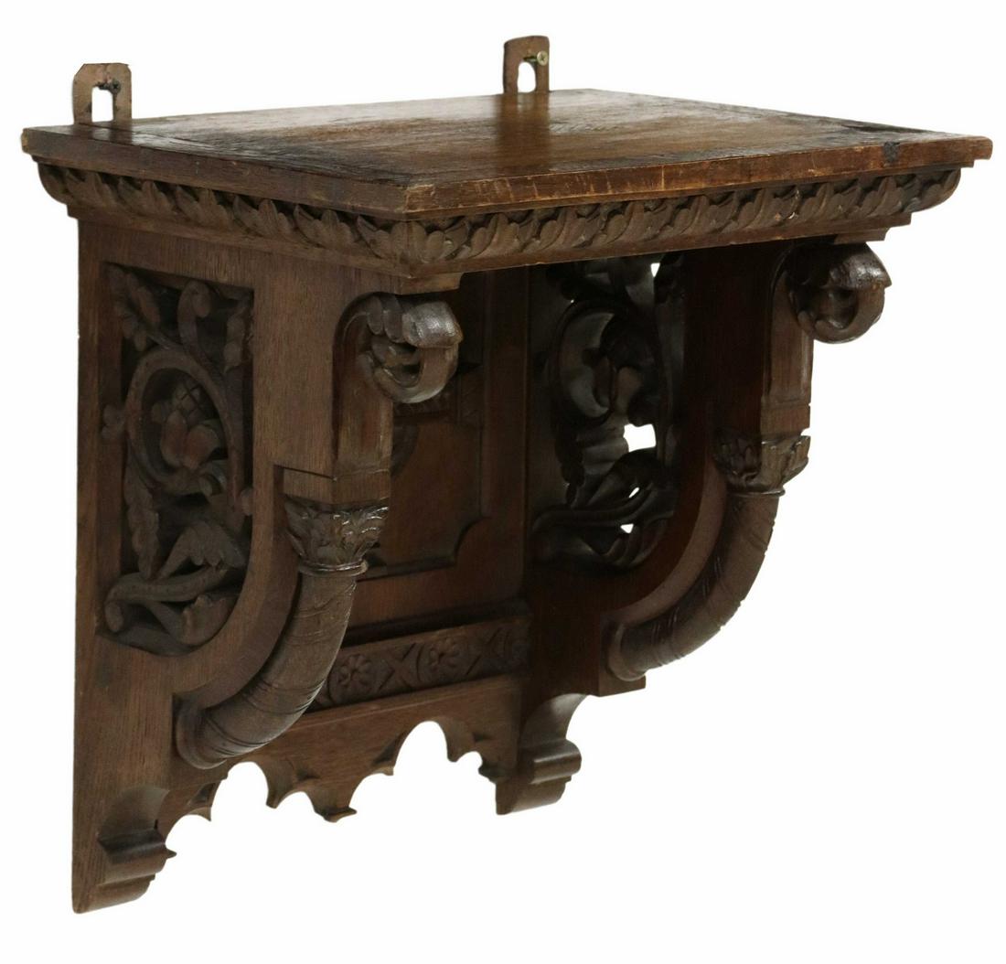GOTHIC REVIVAL CARVED OAK WALL BRACKET/ SHELF (1 of 3)